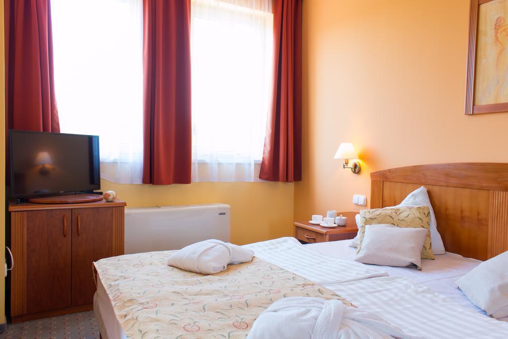 Karos Gold 813 Wellness Apartman Zalakaros Exterior foto